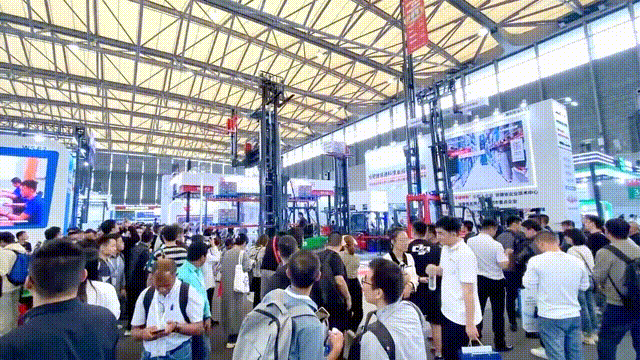 米玛展会3.gif 米玛展会3.gif